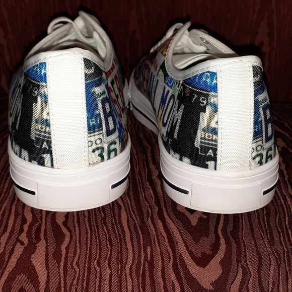 NEW BASEBALL MOM LICENSE PLATE EDITION LOW TOP HANDCRAFTED MADE OF CANVAS - Picture 5 of 7